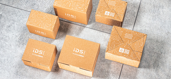 재활용 소재로 만든 IDS 카메라용 갈색 상자