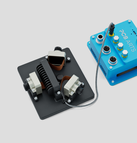 듀얼 헤드 카메라 모듈과 PCB-Arts 임베디드 PC로 구성된 GMSL2 Discovery Kit